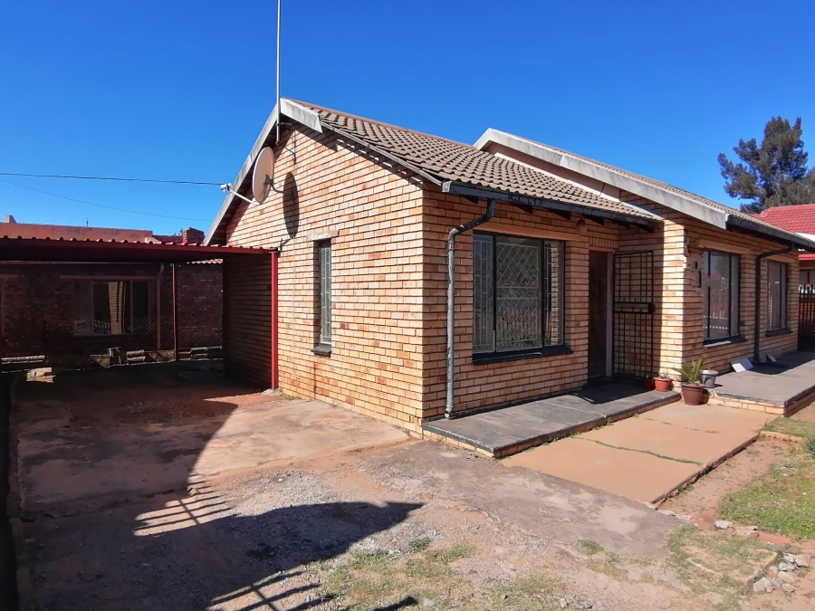 3 Bedroom Property for Sale in Kanana North West